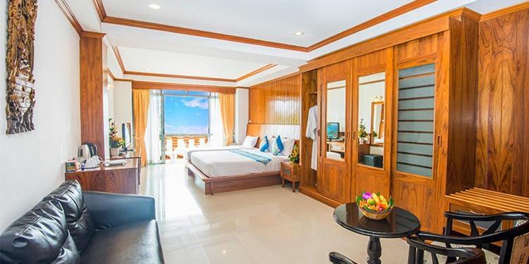 Tri Trang Beach Resort Patong Extérieur photo