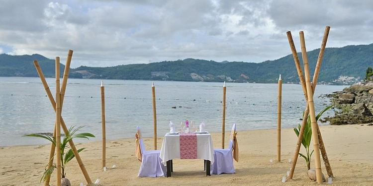 Tri Trang Beach Resort Patong Extérieur photo