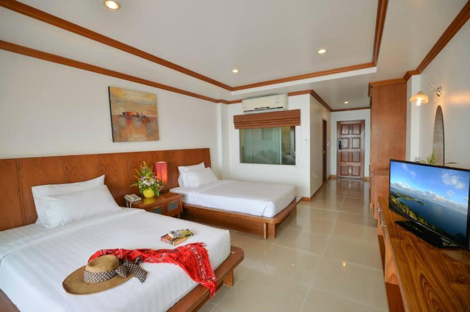 Tri Trang Beach Resort Patong Extérieur photo